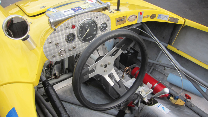 Illustration for article titled Hardcore Dashboard Porn From The Monterey Historics And Pebble Beach